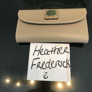 Dooney Beacon Wallet - Taupe